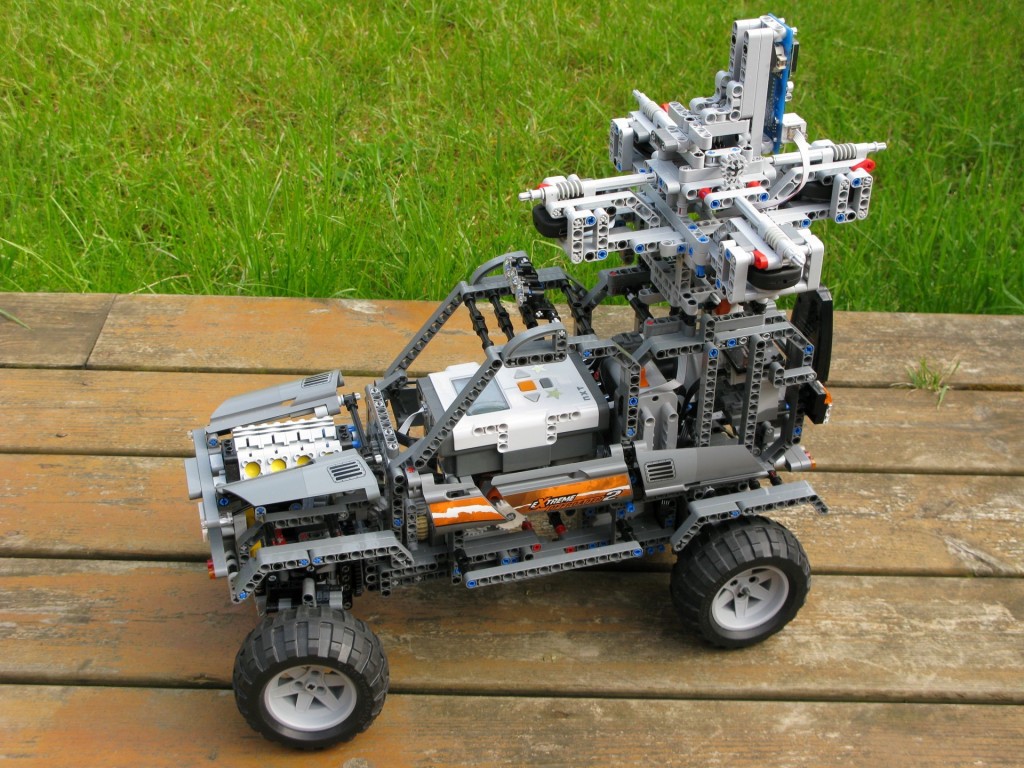 LEGO Street View Car